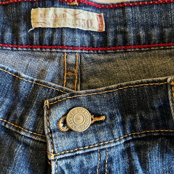 Women’s Levi Strauss Relaxed Boot Cut Blue Jeans Size 10 Excellent Condition - Picture 3 of 6